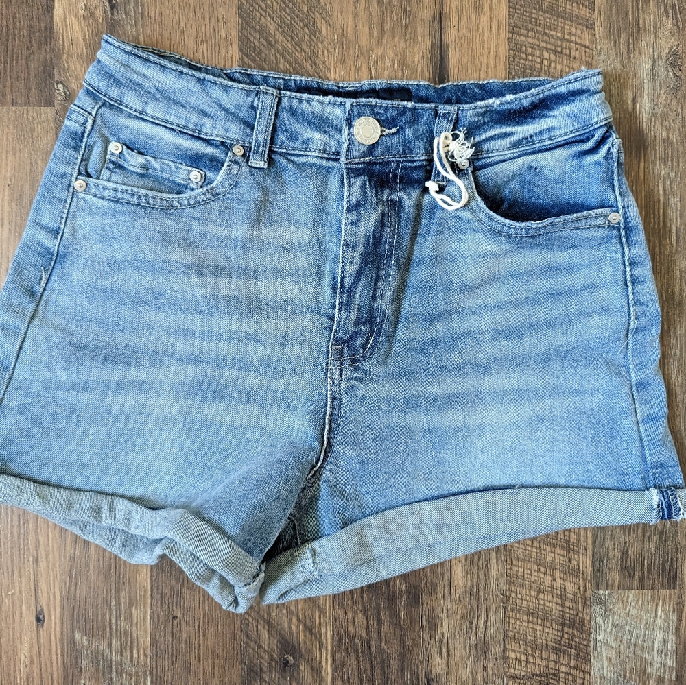 Jean Shorts- rolled cuffs
